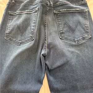 MOTHER Dark Blue Cropped Ankle Jeans with M-Stitched Back Pockets